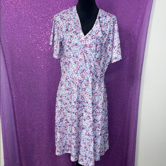 Fensace Dresses & Skirts - Floral V-Neck Dress